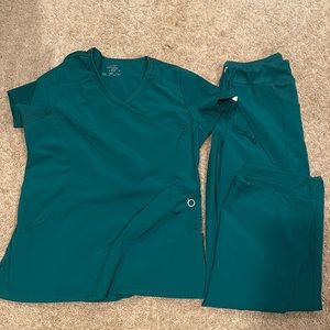 Infinity by Cherokee scrub set, size M, hunter green